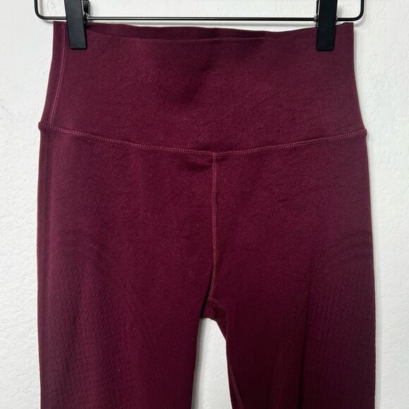 Sculpt Knot Made by Fabletics Maroon Butgundy Size Large Stretchy Leggings - Picture 6 of 7